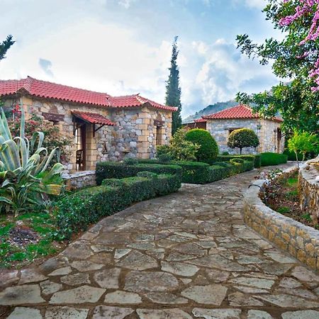Porto Kalamitsi Stone-Built Bungalows Kardamyli Exterior foto