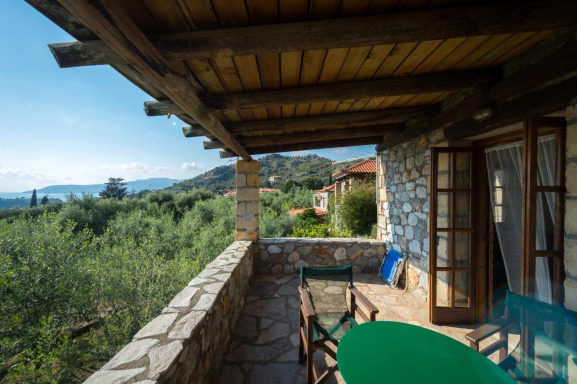 Porto Kalamitsi Stone-Built Bungalows Kardamyli Exterior foto